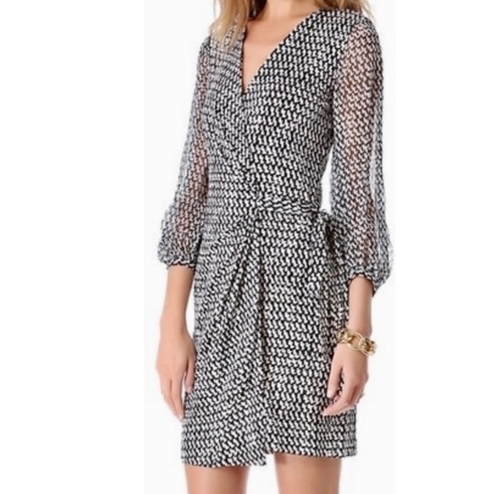 Diane Von Furstenberg Silk Jersey wrap dress size 2